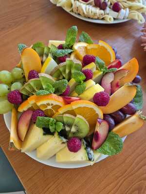 Obložené mísy (Čt, 23.Říj 2025)