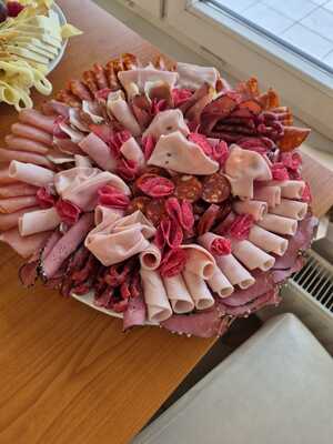 Obložené mísy (Čt, 23.Říj 2025)